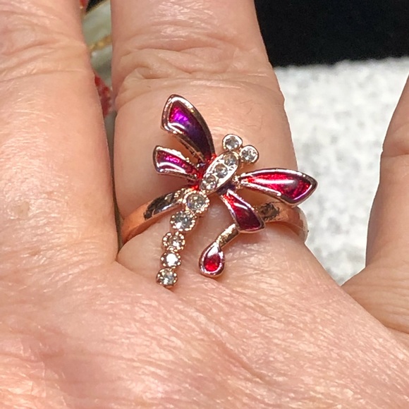🦋Cute dragonfly ring rose gold with rhinestone-costume NWOT - Picture 2 of 11